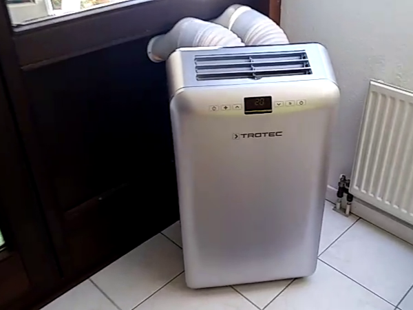 The Trotec PAC 3550 PRO, vented through the insulated wooden panel